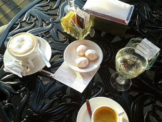 Ivo Cafe